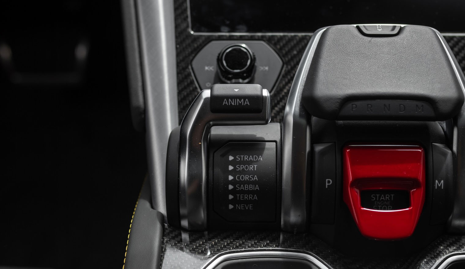 Lamborghini_Urus_mieten_Appenzell