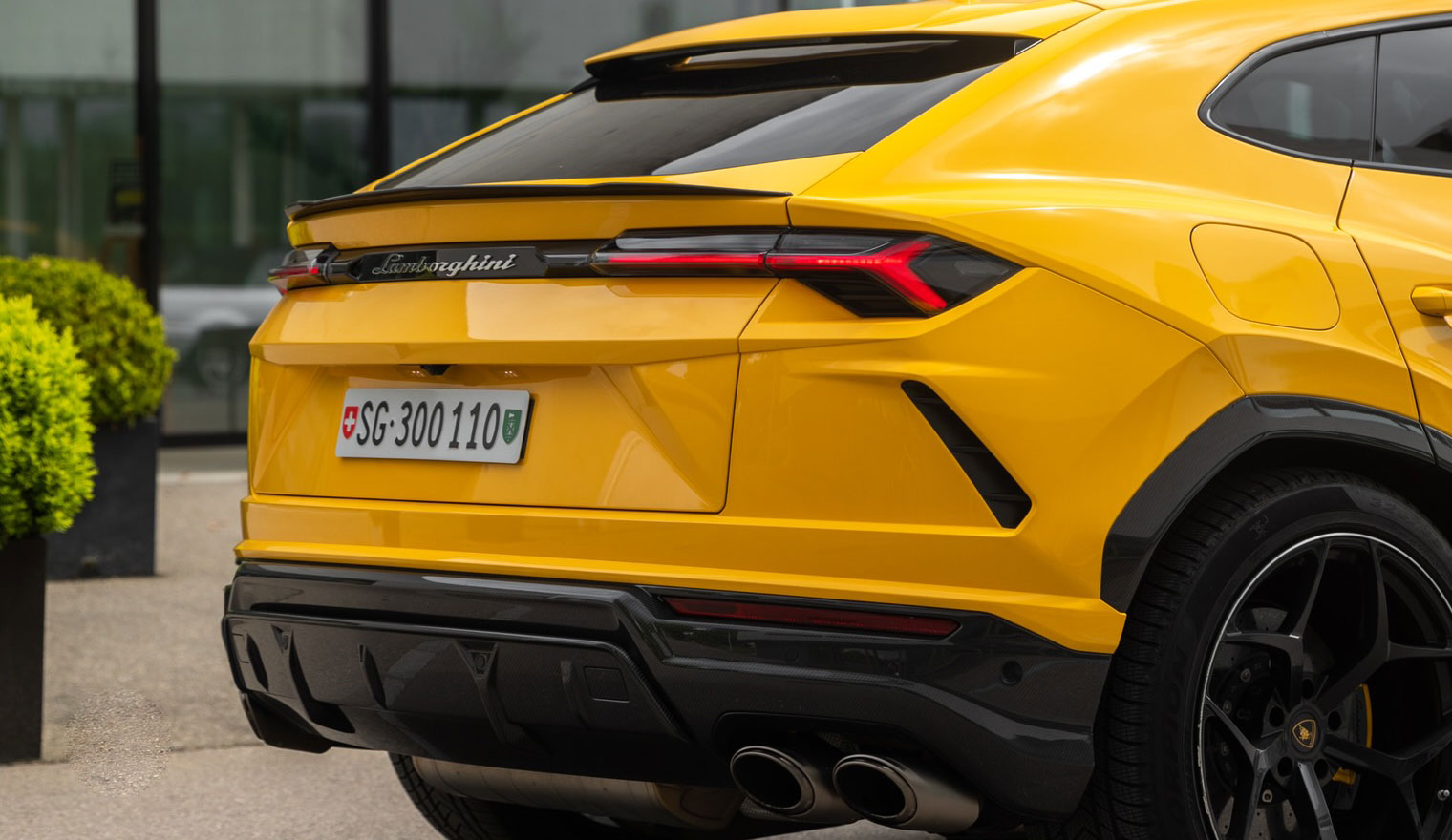 Lamborghini_Urus_mieten_Thurgau